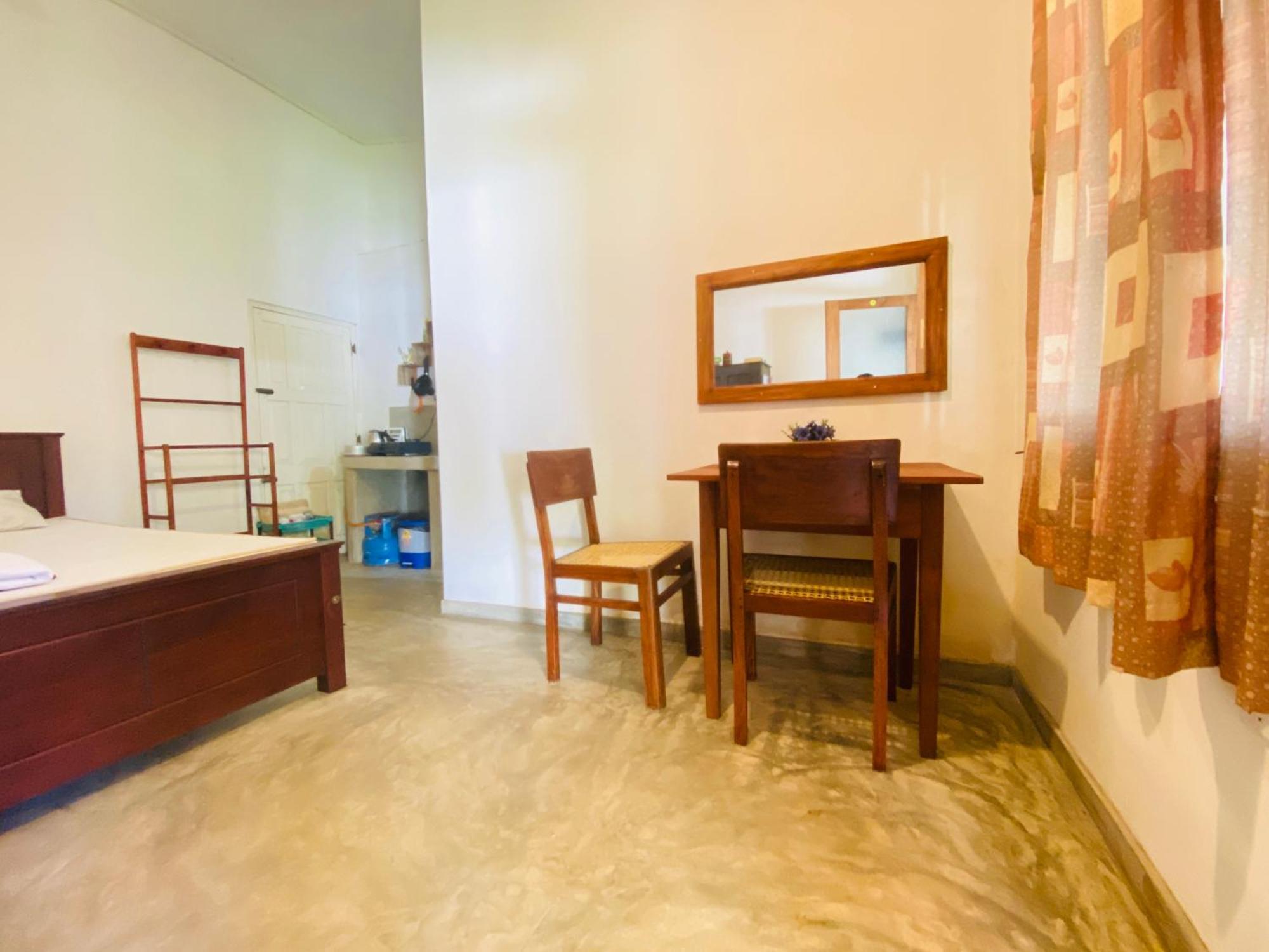 Hotel Waves Hikkaduwa Zewnętrze zdjęcie